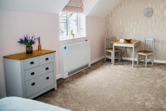 Rose-gold-show-room-table-Chairs